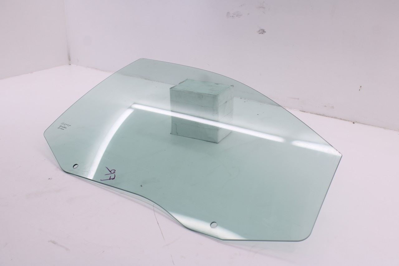 2008-2020 Dodge Grand Caravan GT Front Right Door Window Movable Glass 4894610AB3