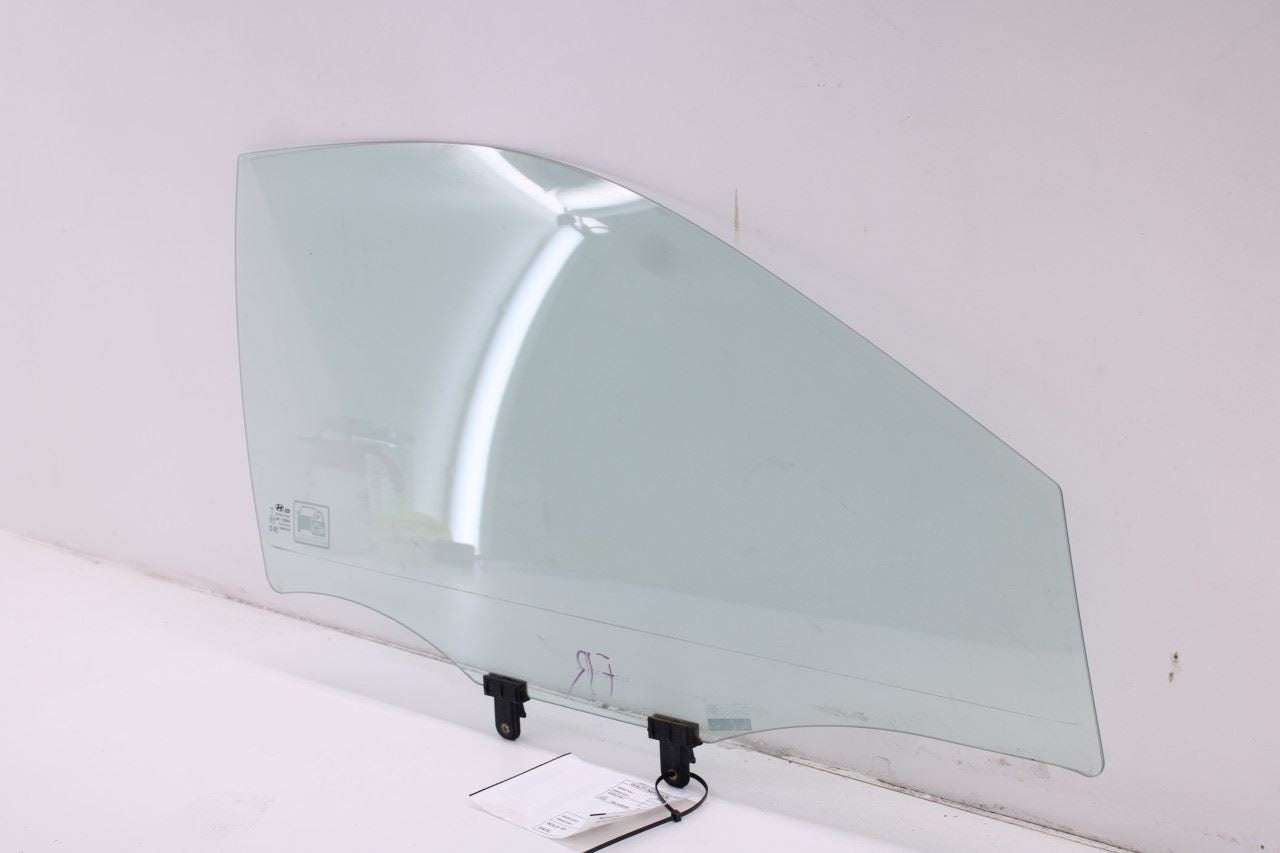 2019-2021 Hyundai Veloster Front Right Door Window Movable Glass 82420-J3000 OEM3