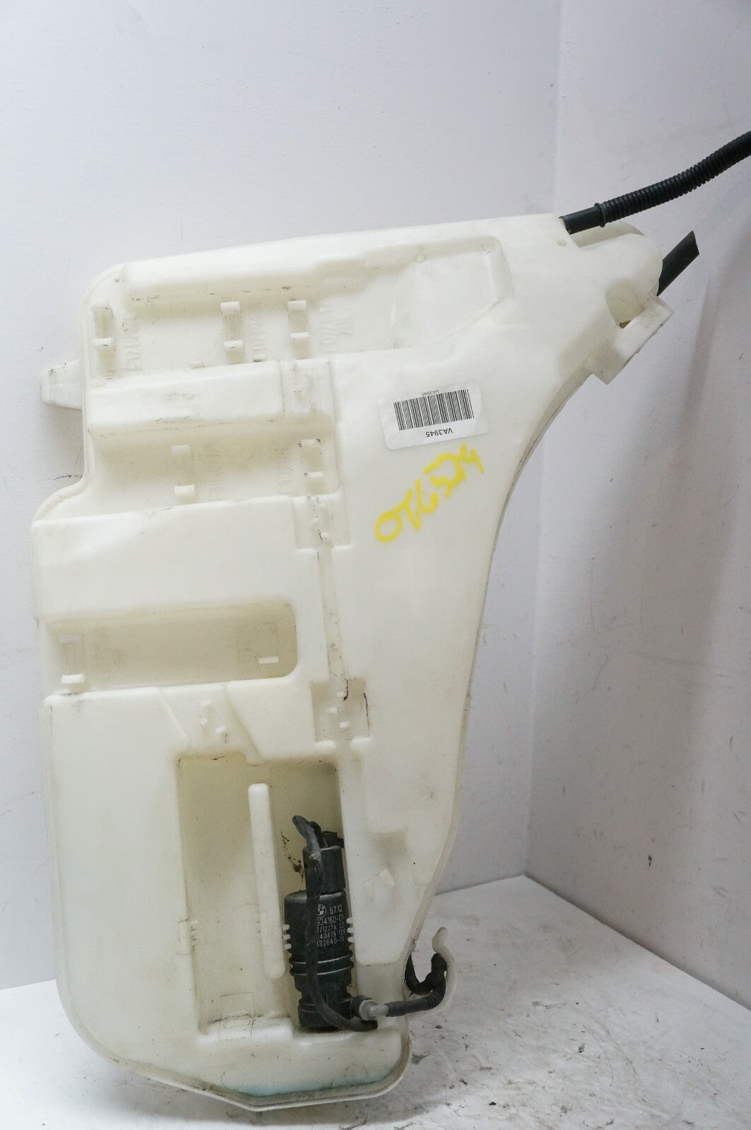 2010-2016 BMW 535I Windshield Washer Reservoir 132640-11 OEM VA3945 - Alshned Auto Parts