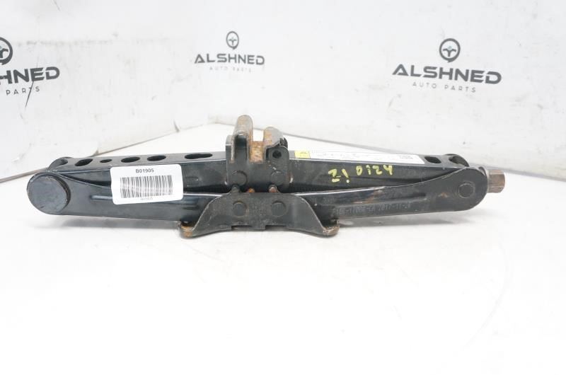 2012-2018 Ford Focus Lift Jack F1EC-17A078-BA OEM 0