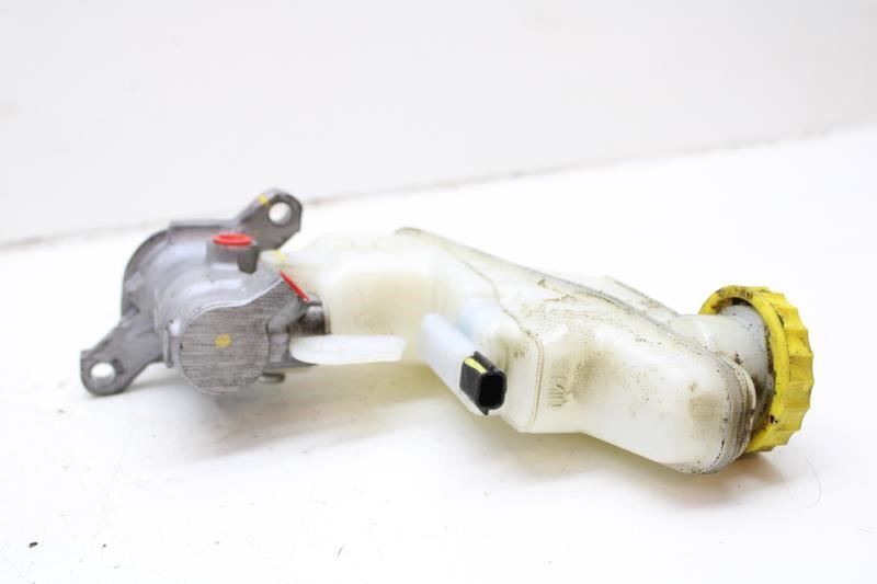 2020-2024 Nissan Sentra 2.0L Brake Master Cylinder w/ Reservoir 46010-6LA2D OEM - Alshned Auto Parts