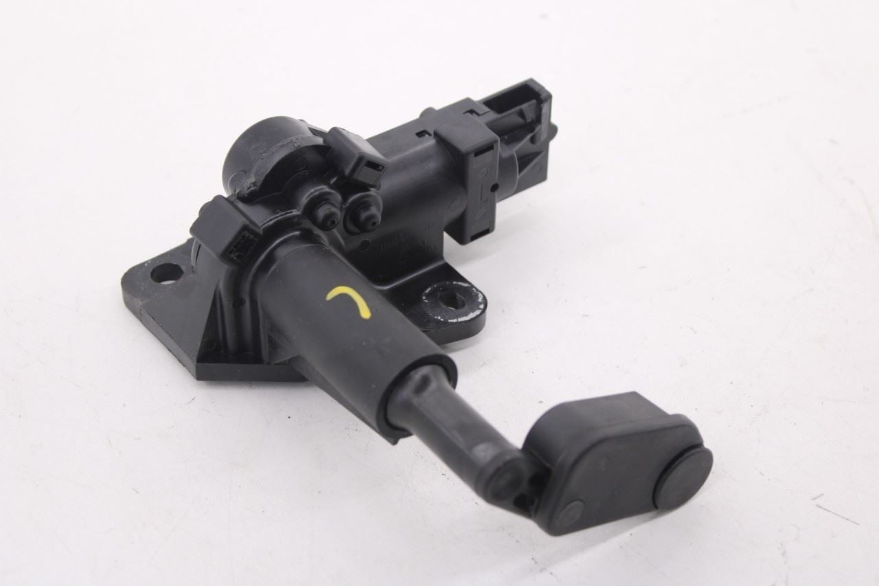 2001-20 Dodge Grand Caravan GT Rear RH and LH Quarter Vent Window Power Actuator12