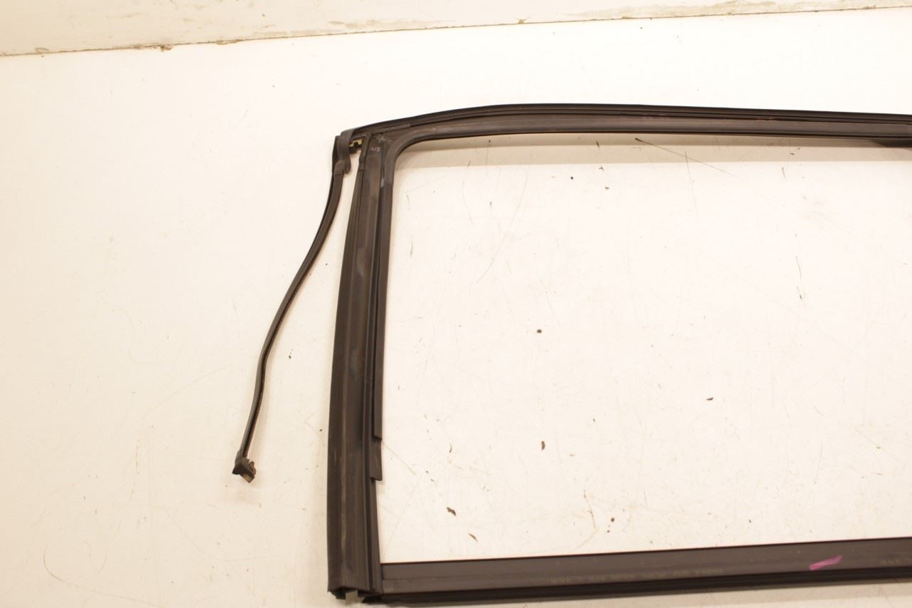 2014-22 Jeep Cherokee Latitude Rear Right Door Run Channel w/ Belt Weatherstrips - Alshned Auto Parts