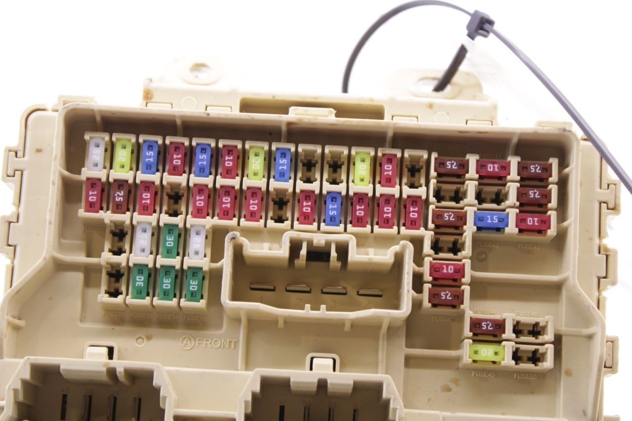 2021-24 Kia K5 GTLine 1.6L AWD Cabin Instrument Panel Fuse Relay Junction Block - Alshned Auto Parts