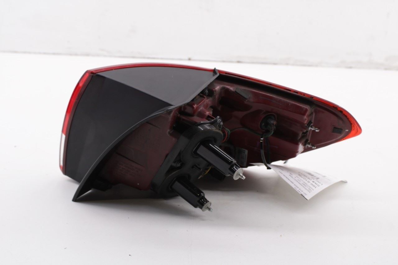 2015-2018 Kia Sorento EX Rear Left Driver Side Outer Tail Light Lamp 92401-C6000 - Alshned Auto Parts