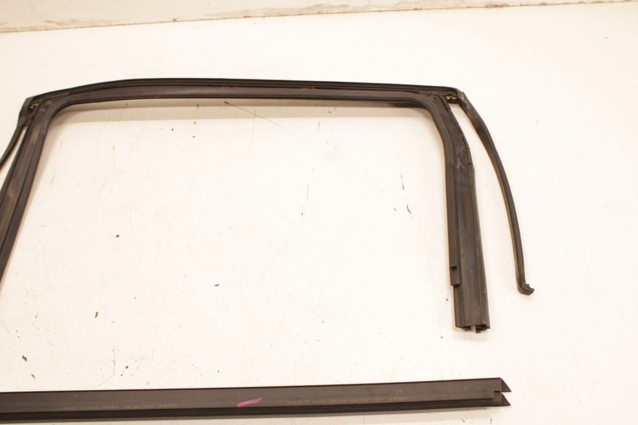 2014-22 Jeep Cherokee Latitude Rear Right Door Run Channel w/ Belt Weatherstrips - Alshned Auto Parts