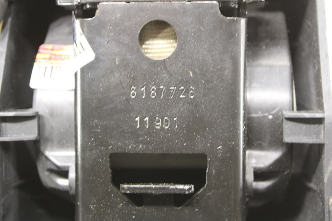 12-19 Volkswagen Passat SE FWD Rear Center 2nd Row Seat Belt Retractor w/ Buckle - Alshned Auto Parts