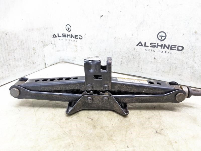 2011-2017 Toyota Venza Spare Tire Floor Jack 09111-06151 OEM - Alshned Auto Parts