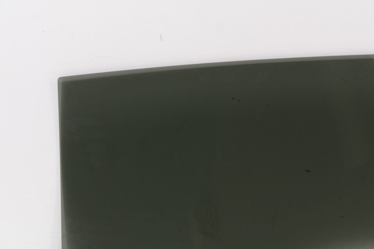 2015-2020 Kia Sorento EX Rear Right Passenger Side Door Window Glass 83420-C5010 - Alshned Auto Parts