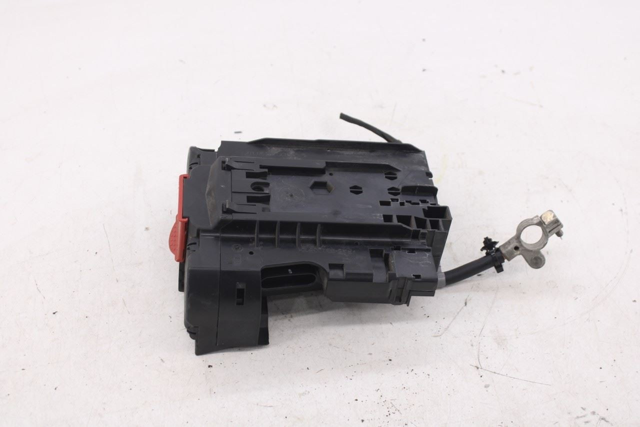 08-15 Mercedes-Benz C350 Sport 3.5L RWD Battery Terminal Junction Fuse Relay Box - Alshned Auto Parts