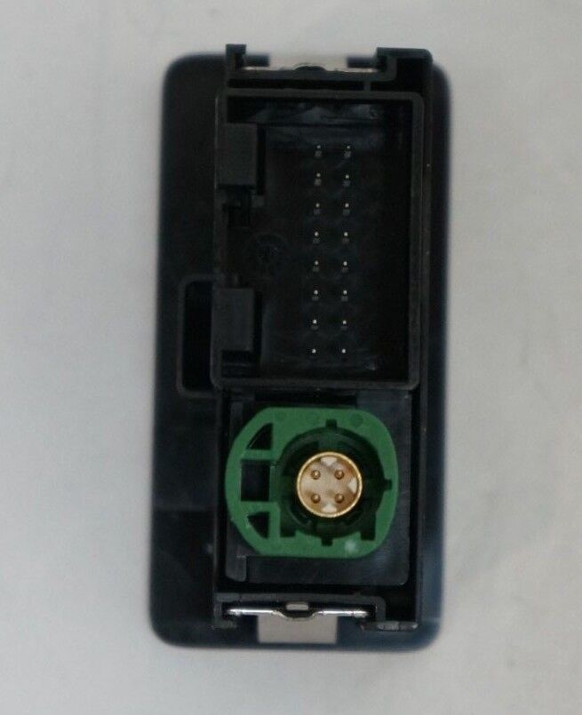 2015-2018 MK7 VW  Alltrak GTI Golf R Media Input Socket Plug Unit OEM 5G0035222A - Alshned Auto Parts