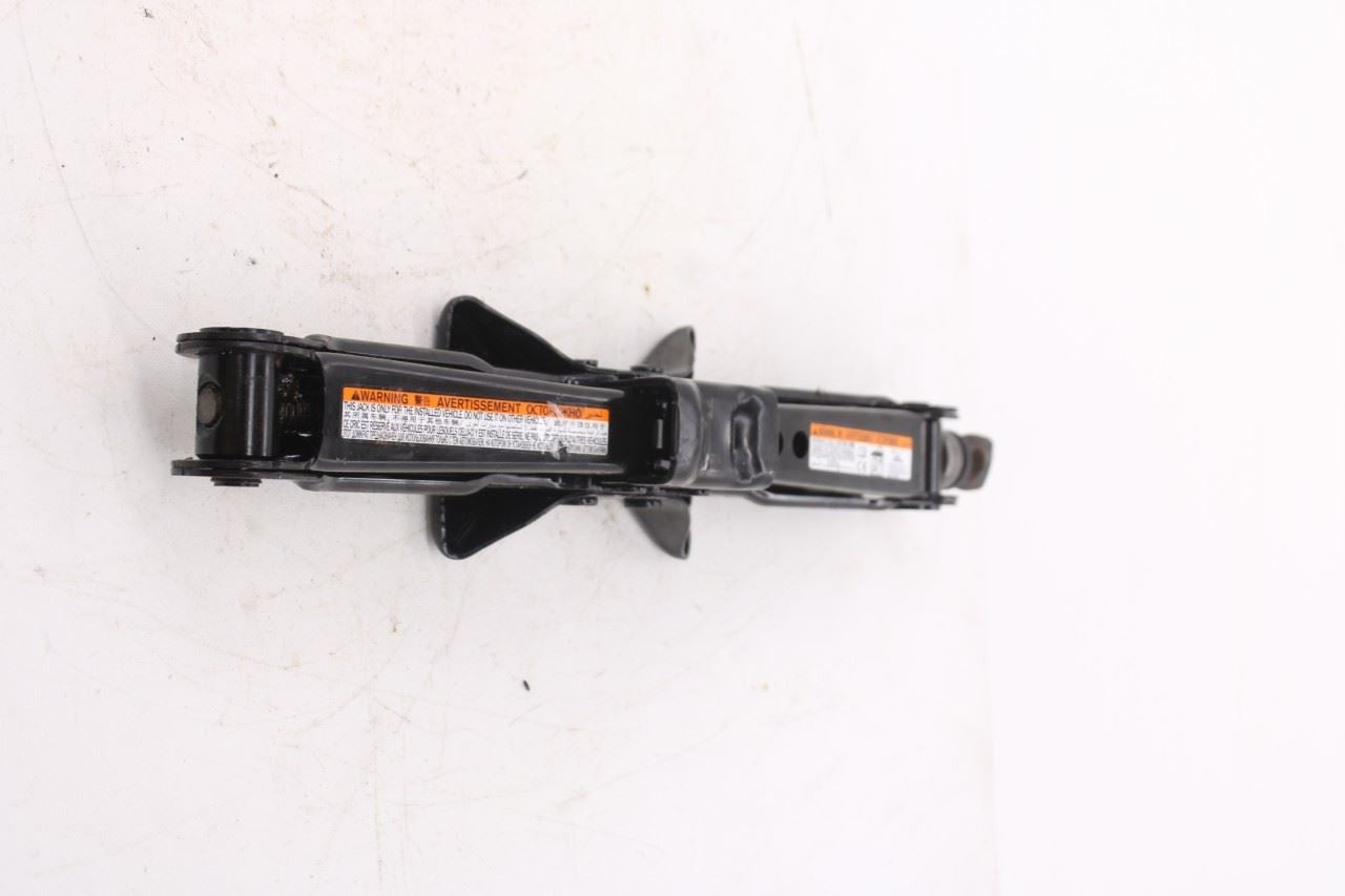 2020-2024 Toyota Corolla LE 2.0L FWD Lift Jack and Tool Kit 09111-02130 OEM11