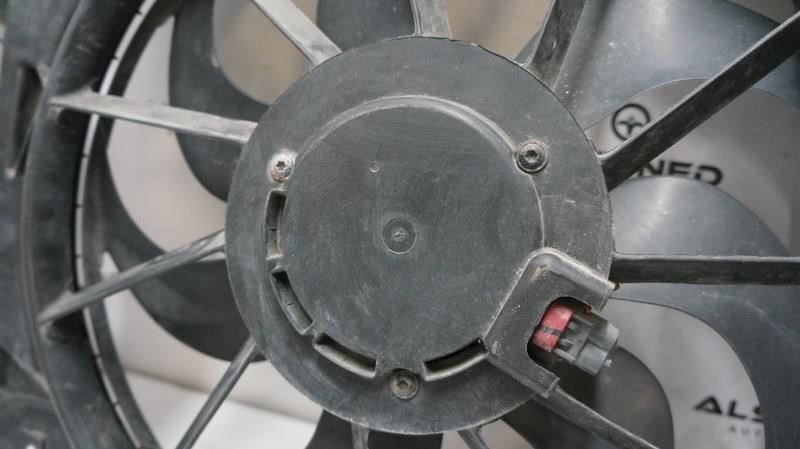 2016 GMC Terrain 2.4L Radiator Cooling Fan Motor Assembly 84145767 OEM - Alshned Auto Parts