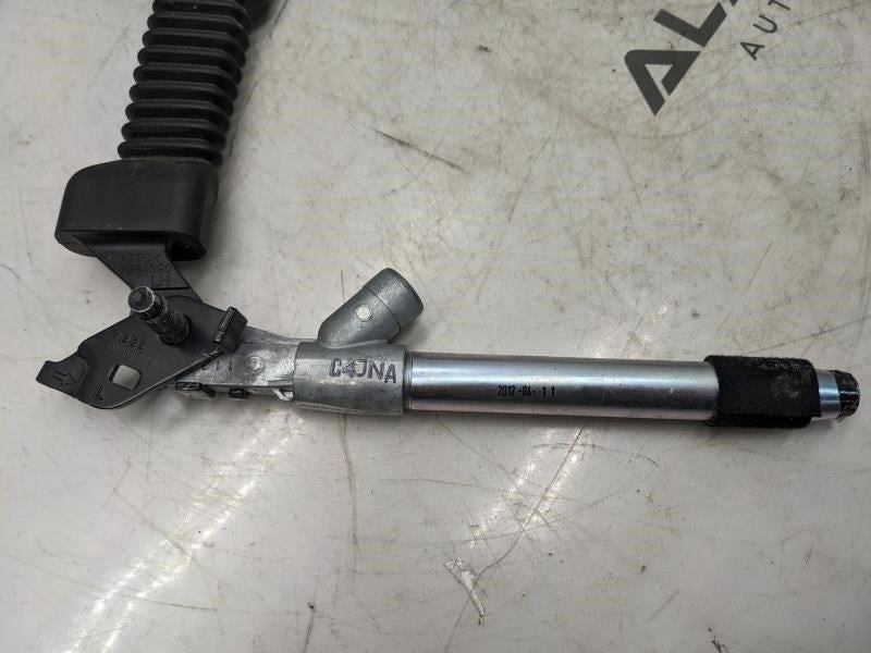 11-15 Kia Optima LX 2.4L Front Driver Left Side Seat Belt Retractor 88810-2T5105