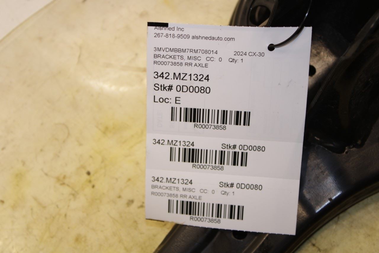 2025 Mazda CX30 2.5 S AWD Rear Differential Axle Carrier Mount DGJ428850 OEM - Alshned Auto Parts