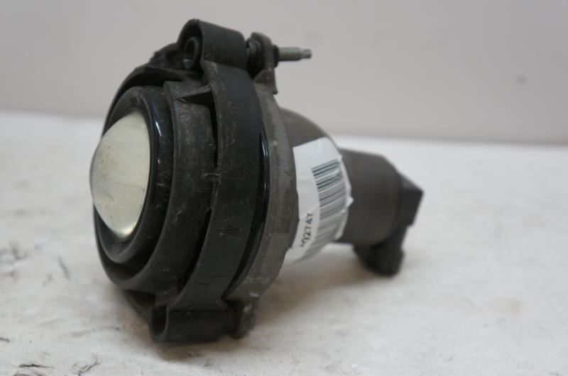 2013 GMC Acadia Driver Left Front Fog Light 10335108 OEM - Alshned Auto Parts