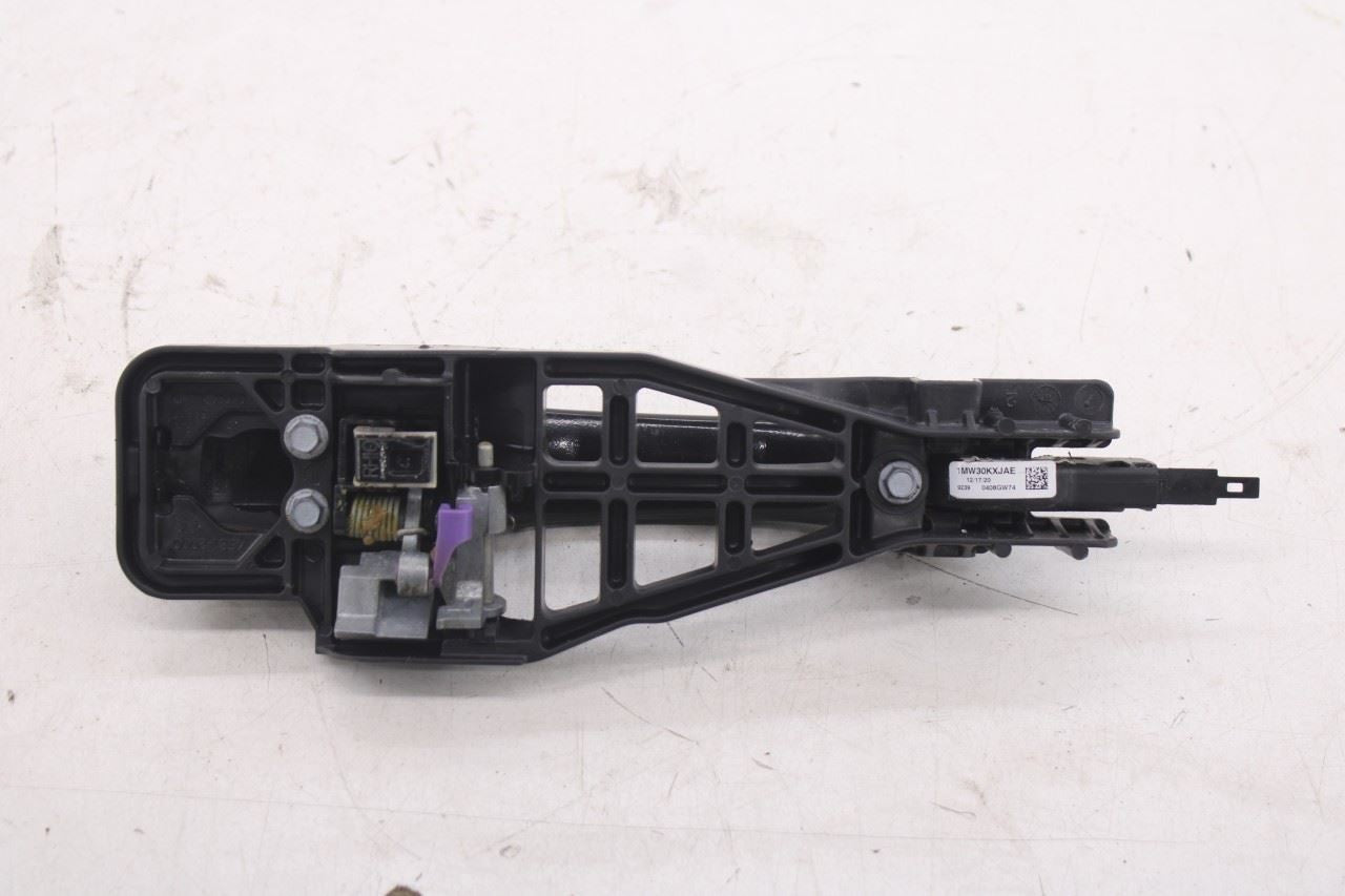 17-21 Jeep Grand Cherokee Laredo X 4X4 3.6L Rear Right Side Door Exterior Handle - Alshned Auto Parts