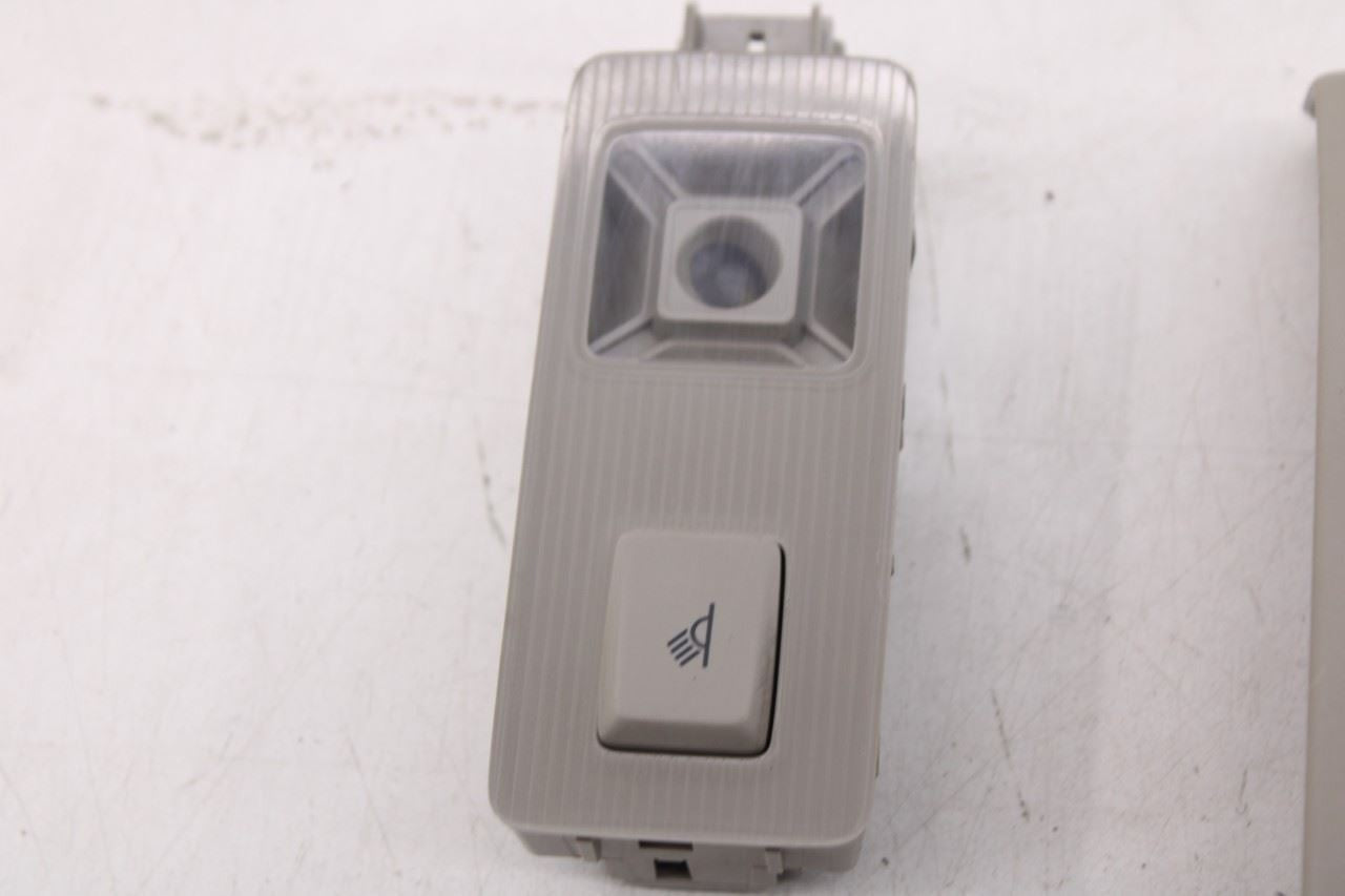 2021-23 Volkswagen Atlas SE Roof Overhead Console Interior Light Lamp Set *ReaD* - Alshned Auto Parts