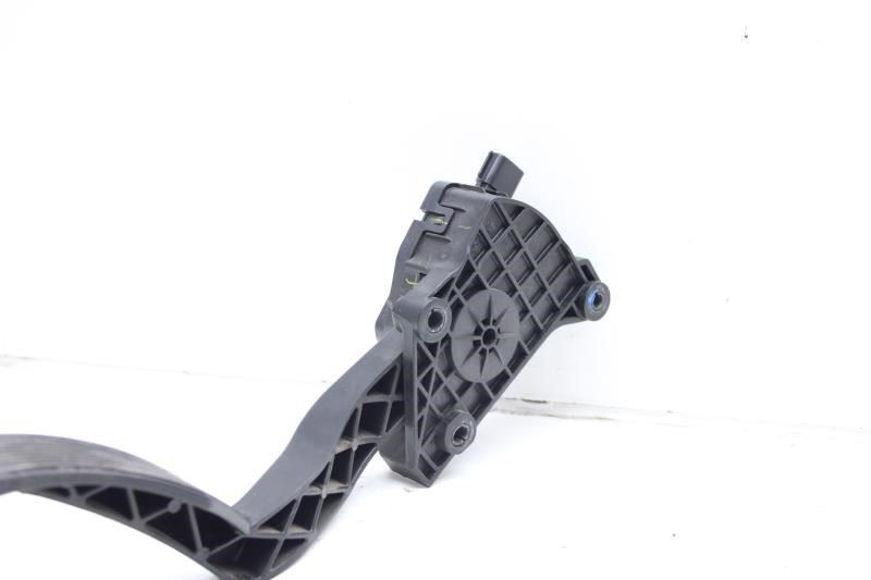 2012-2016 Ford F250 SD 6.7L Diesel Accelerator Gas Pedal CU9C-9F836-AB OEM - Alshned Auto Parts