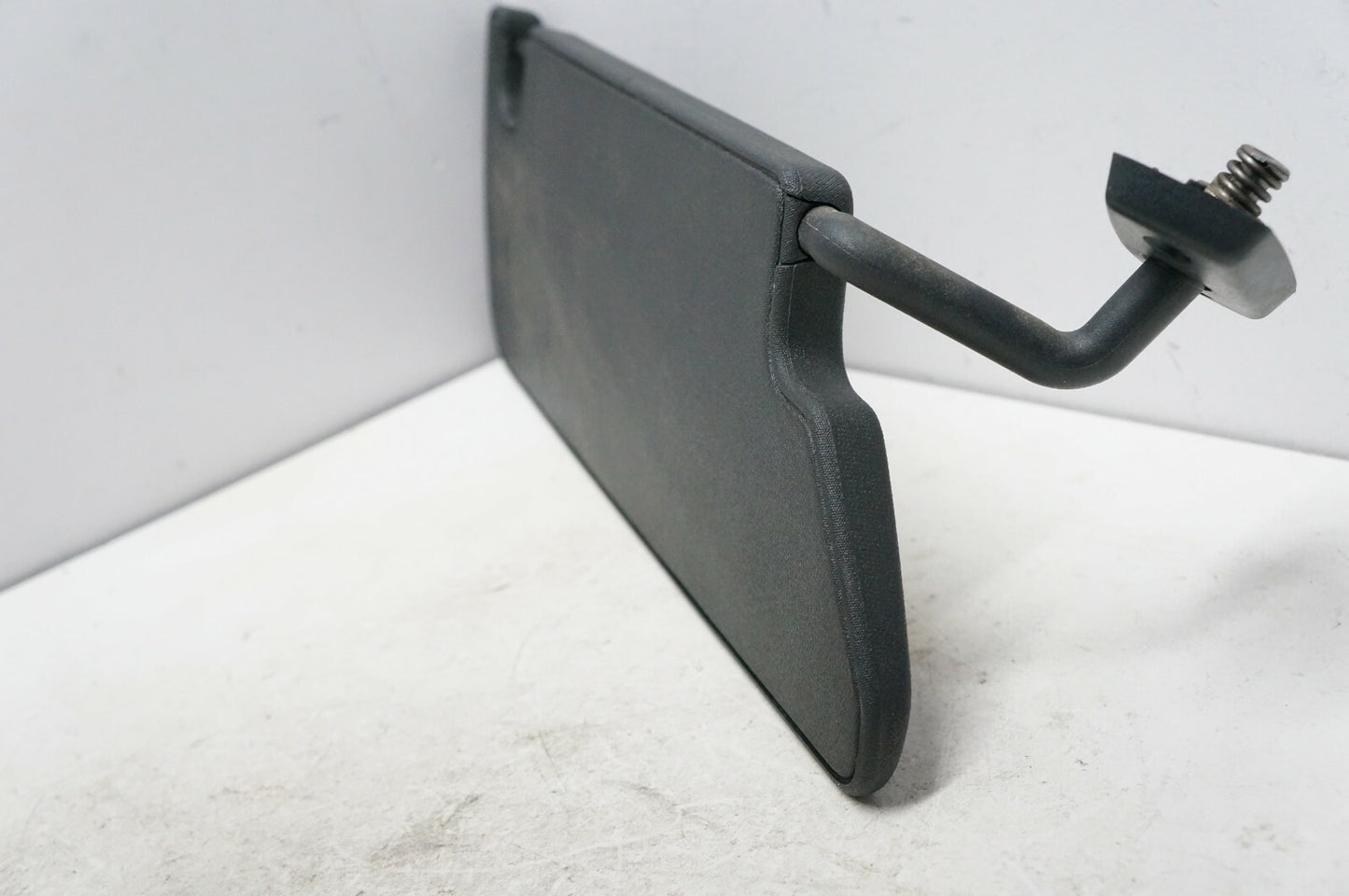 2007-2009 Jeep WRANGLER Right Passenger Sun Visor Black 5KE42XDVAI OEM VA22455