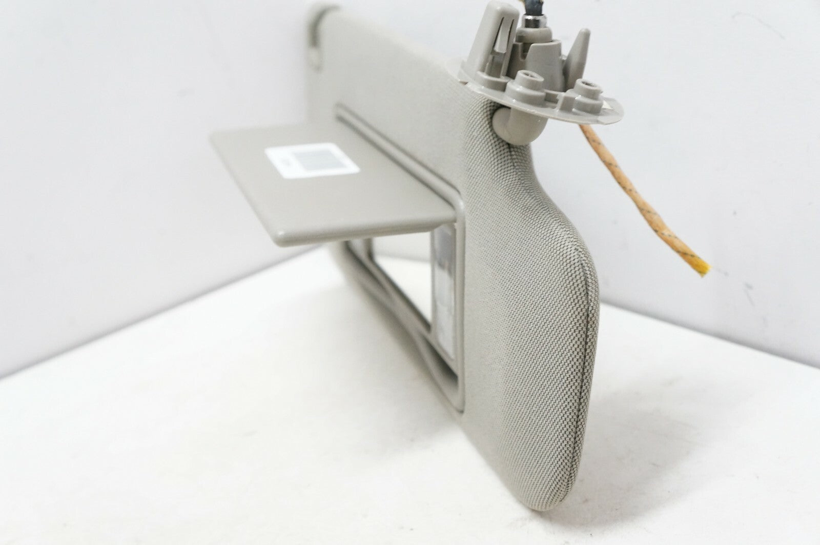 2014-2016 Cadillac ATS CTS Passenger Right Sun Visor Gray 22980477 OEM - Alshned Auto Parts