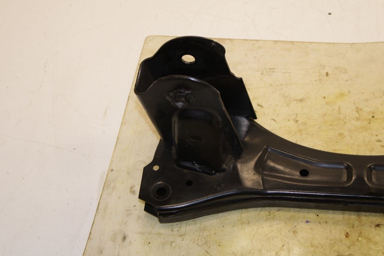 2025 Mazda CX30 2.5 S AWD Rear Differential Axle Carrier Mount DGJ428850 OEM - Alshned Auto Parts