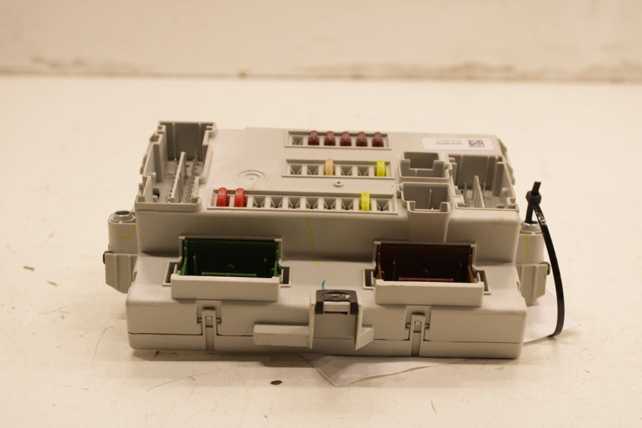 2019 Jeep Cherokee Latitude 3.2L Cabin BCM Body Control Module Fuse Relay Block - Alshned Auto Parts