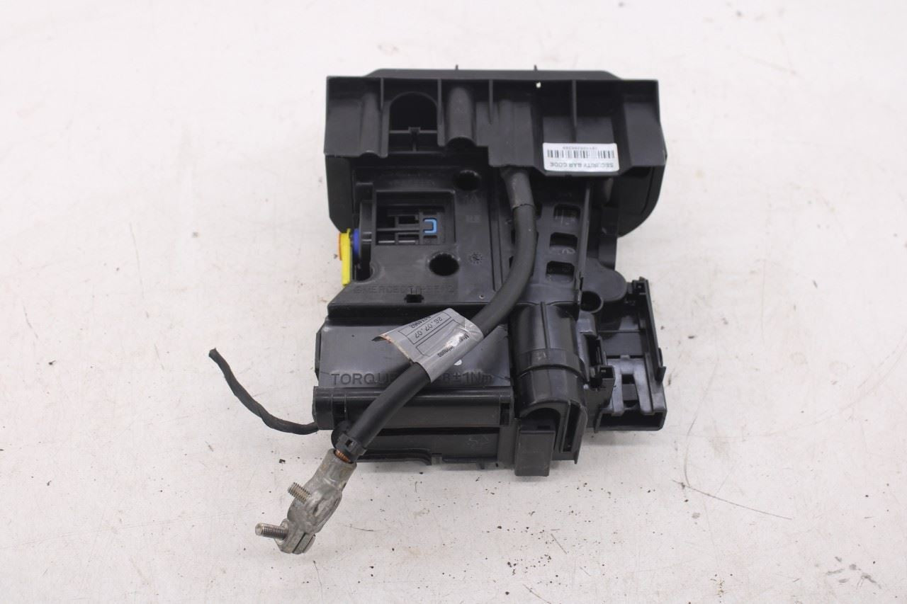 08-15 Mercedes-Benz C350 Sport 3.5L RWD Battery Terminal Junction Fuse Relay Box - Alshned Auto Parts