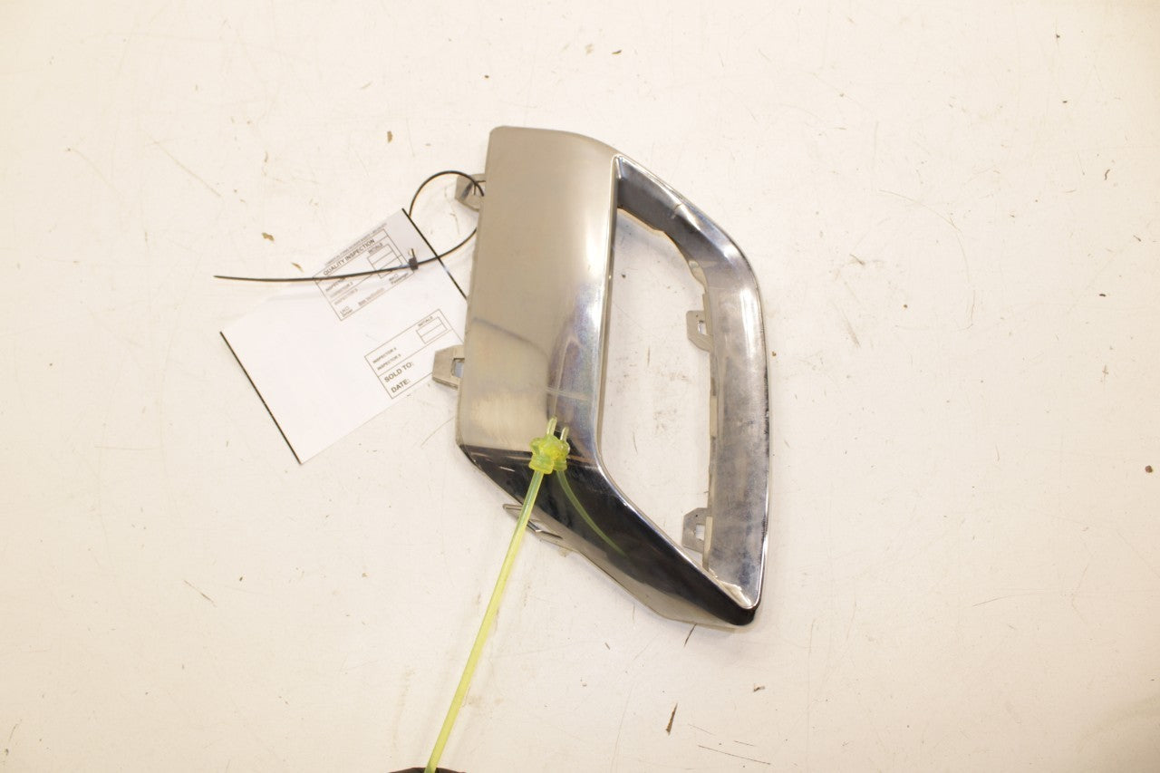 1820 Volkswagen Atlas S AWD Rear Bumper Driver Left Side Exhaust Tip Bezel Tail - Alshned Auto Parts