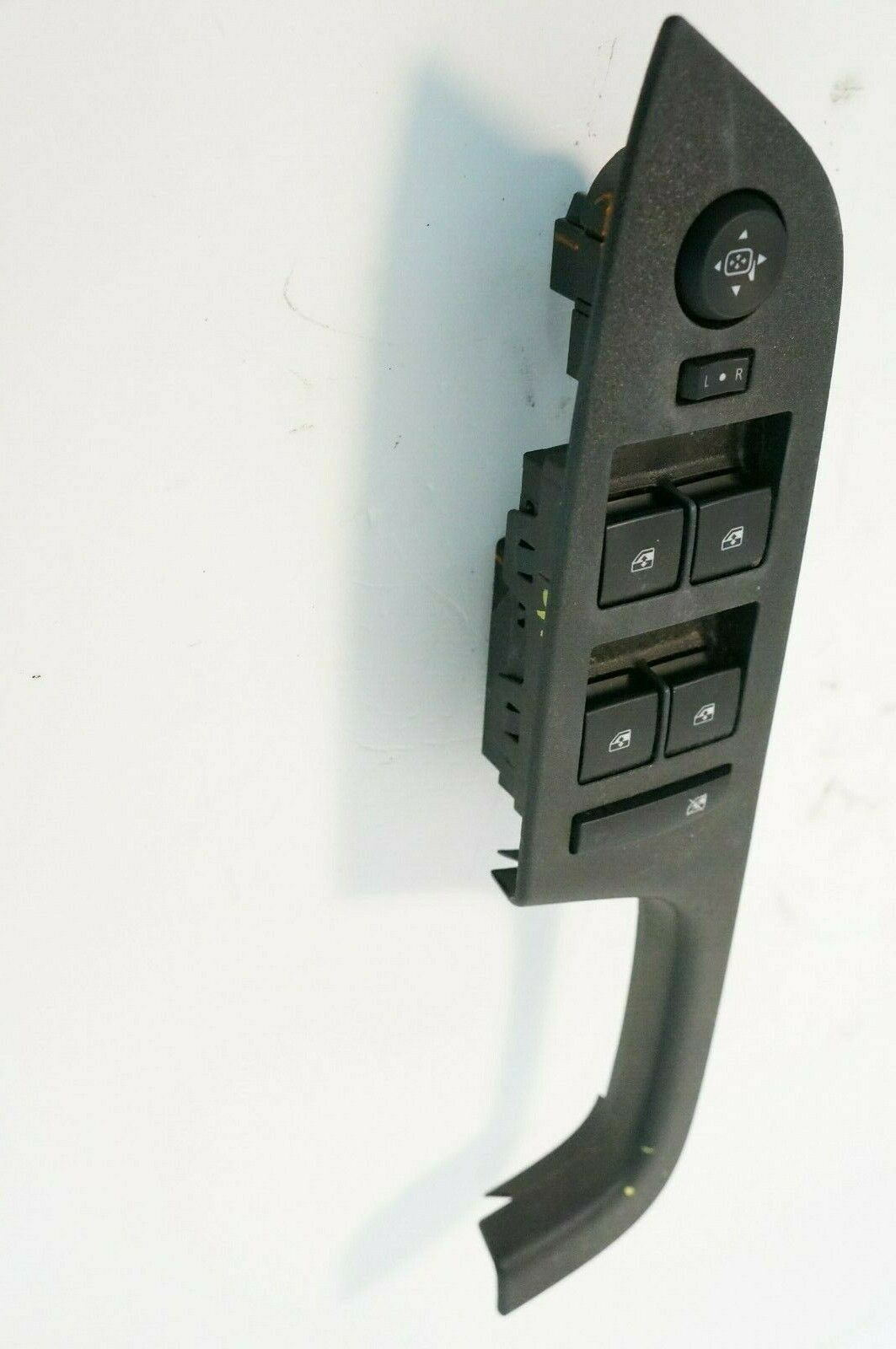 2010-2015 Chevrolet Equinox  Front Left Door Window Switch Bezel OEM 25946838/40 - Alshned Auto Parts