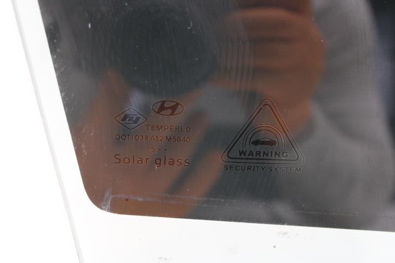 2015-2019 Hyundai Sonata Front Right Side Door Window Glass 82420-C2000 OEM - Alshned Auto Parts