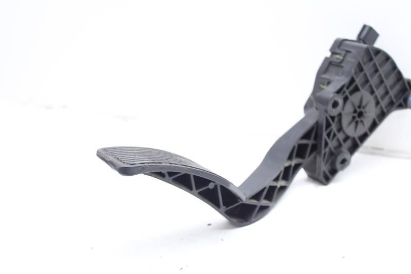 2012-2016 Ford F250 SD 6.7L Diesel Accelerator Gas Pedal CU9C-9F836-AB OEM - Alshned Auto Parts