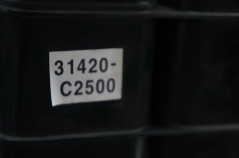 2015 Hyundai Sonata Fuel Vapor Evaporator Emission EVAP Canister 31420-C2500 OEM - Alshned Auto Parts