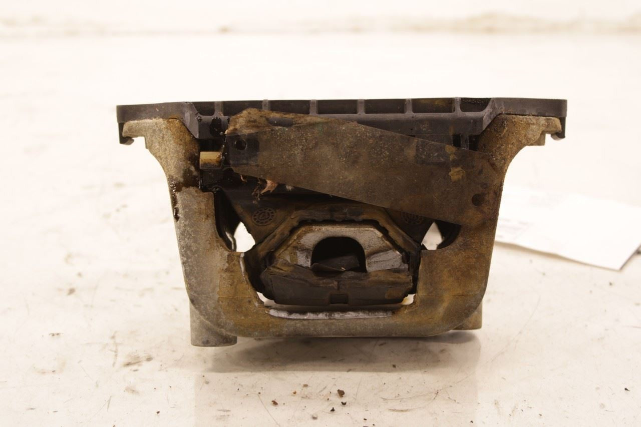 2017-2019 GMC Acadia SLT-1 3.6L AWD Left Driver Side Transmission Mount 84499838 - Alshned Auto Parts