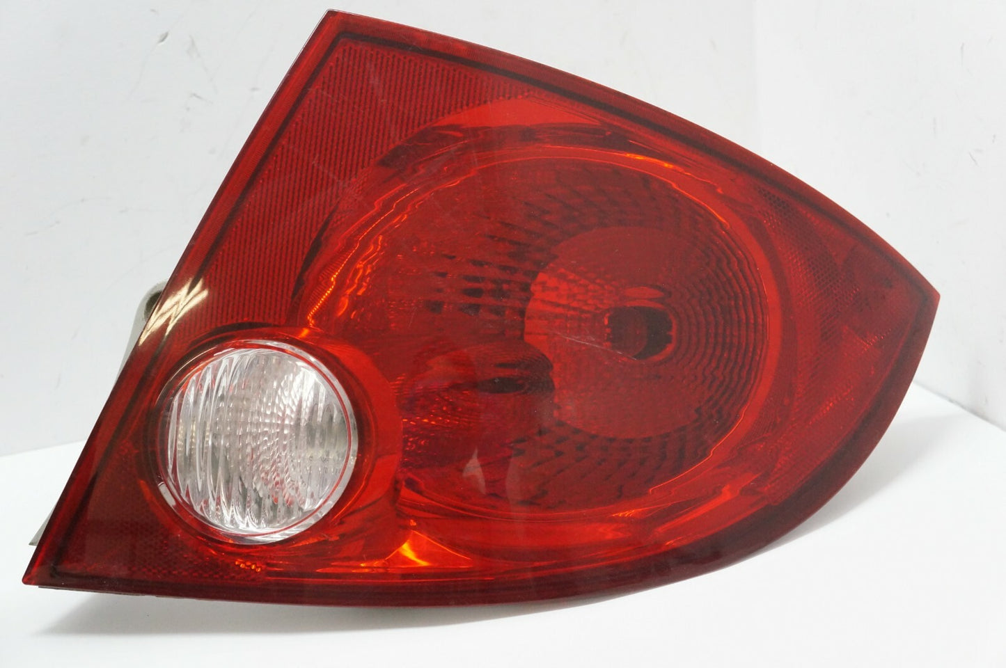 2005-2010 Chevrolet Cobalt Passenger Outer Right Rear Tail Light 19418415 OEM - Alshned Auto Parts