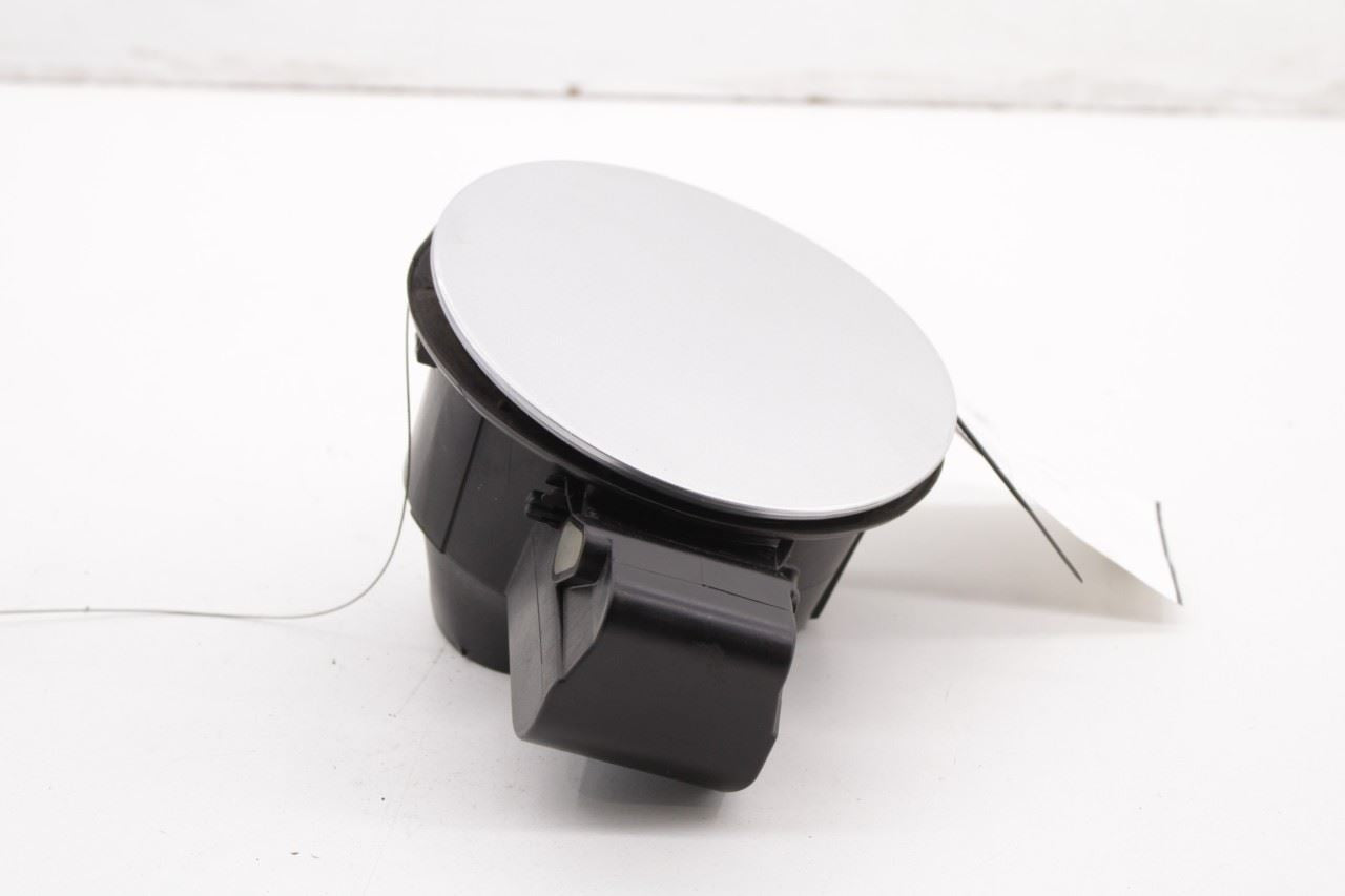 2015-2020 Kia Sorento EX 3.3L Fuel Tank Filler Housing Door Lid Cover OEM *ReaD* - Alshned Auto Parts