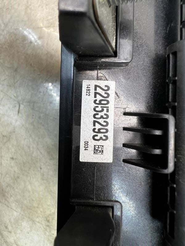 2013-2015 Cadillac ATS Engine Fuse Relay Junction Box 22953293 OEM - Alshned Auto Parts