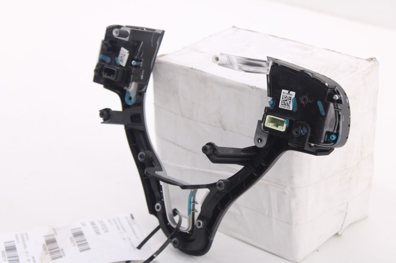 16-18 Kia Optima EX 2.4L Steering Wheel Cruise and Audio Control Switch Buttons8