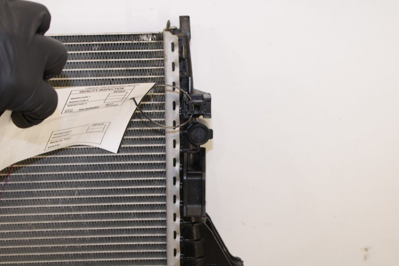 2011-18 Porsche Cayenne Platinum 3.6L Engine Cooling Radiator 7P0121253A *ReaD* - Alshned Auto Parts