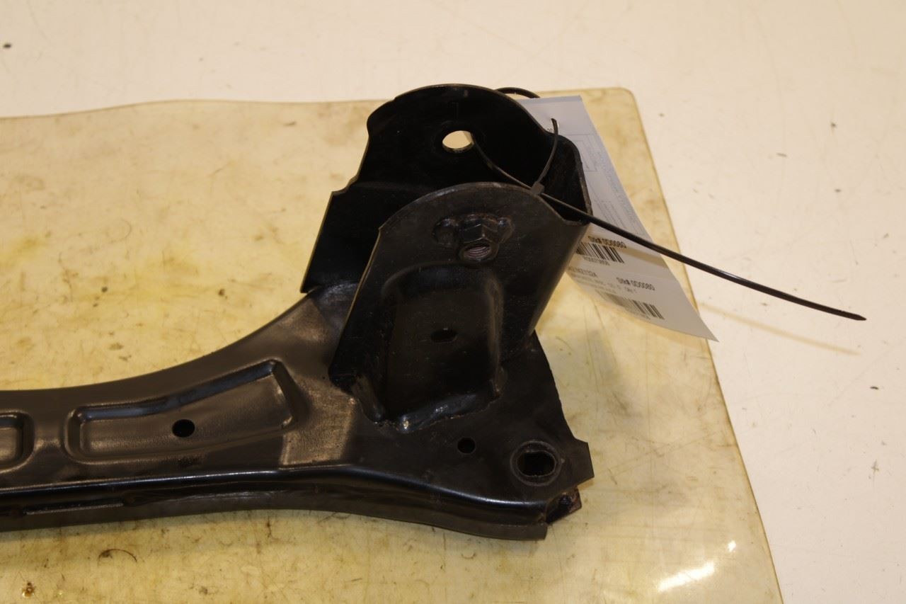 2025 Mazda CX30 2.5 S AWD Rear Differential Axle Carrier Mount DGJ428850 OEM - Alshned Auto Parts