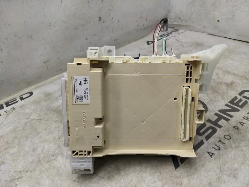 2011-2014 Toyota Sienna Cabine Fuse Box Junction Block 82730-08120 OEM *ReaD* - Alshned Auto Parts