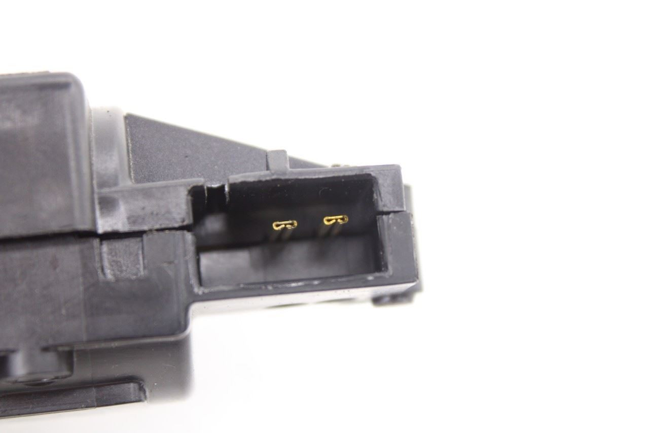 2001-20 Dodge Grand Caravan GT Rear RH and LH Quarter Vent Window Power Actuator8