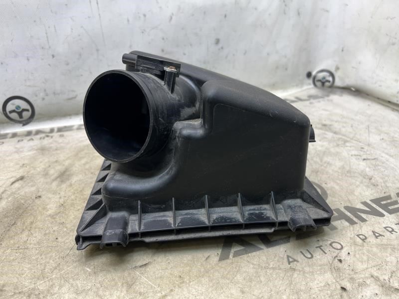 2006-2012 Toyota RAV4 Air Intake Cleaner Upper Cover 17705-28251 OEM1