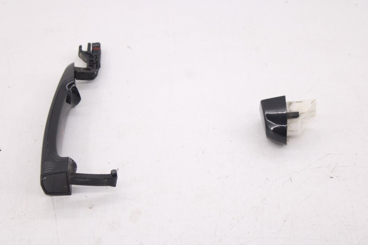 2007-2013 BMW X5 xDrive35i 3.0L AWD Rear Driver Left Side Door Exterior Handle6