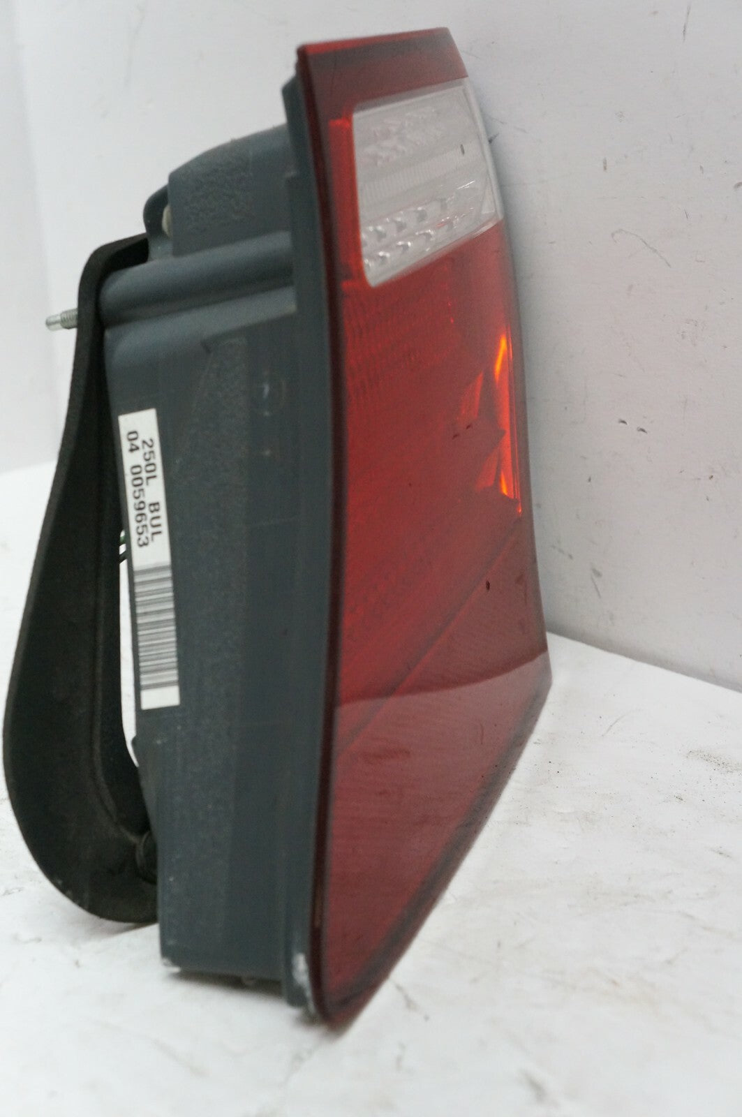 2007-09 Lexus LS460 Trunk Passenger Rear Right Inner Tail Light 81581-50150 OEM - Alshned Auto Parts
