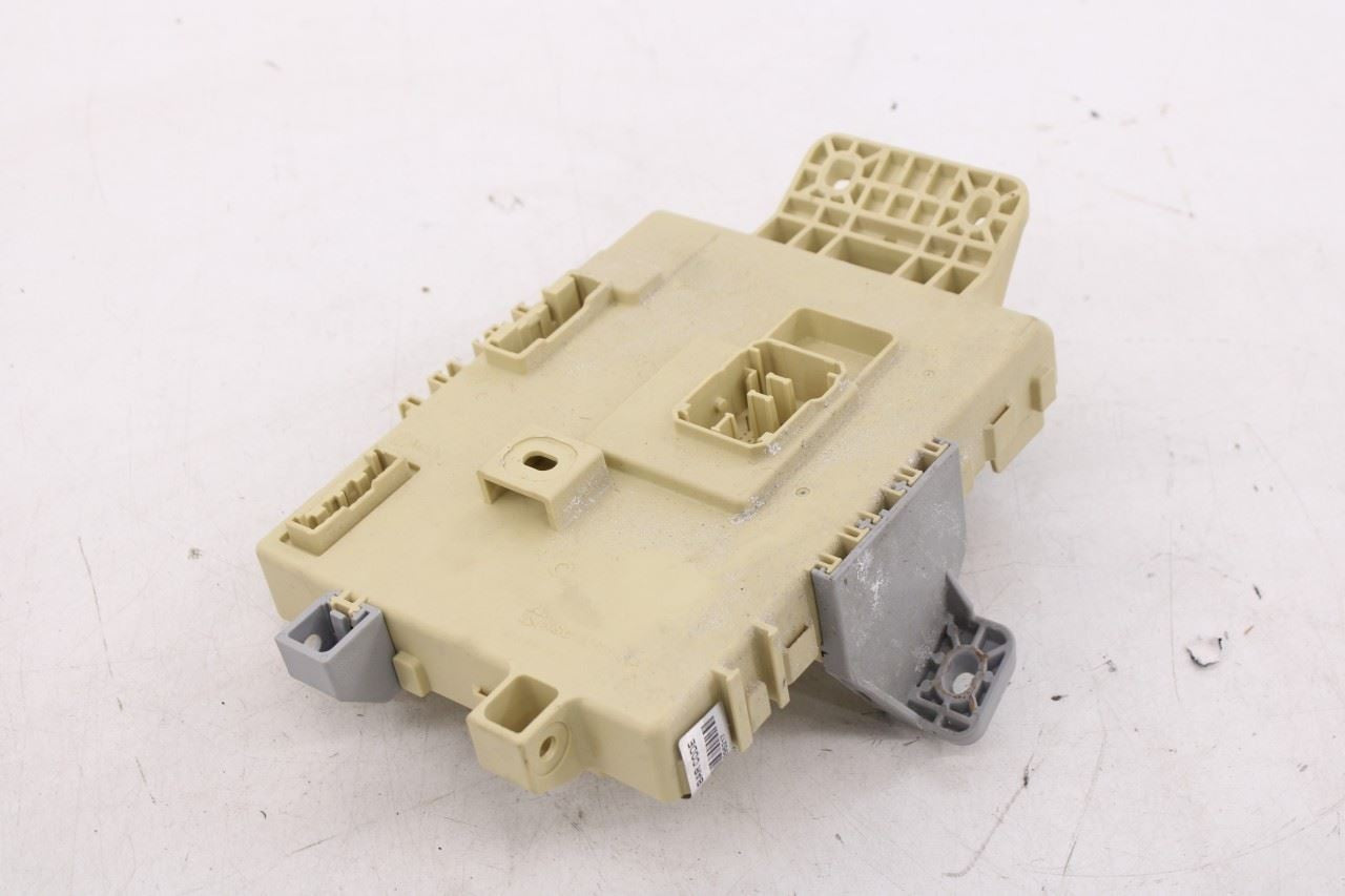 20-22 Hyundai Palisade Limited Cabin Instrument Panel Fuse Relay Junction Block - Alshned Auto Parts