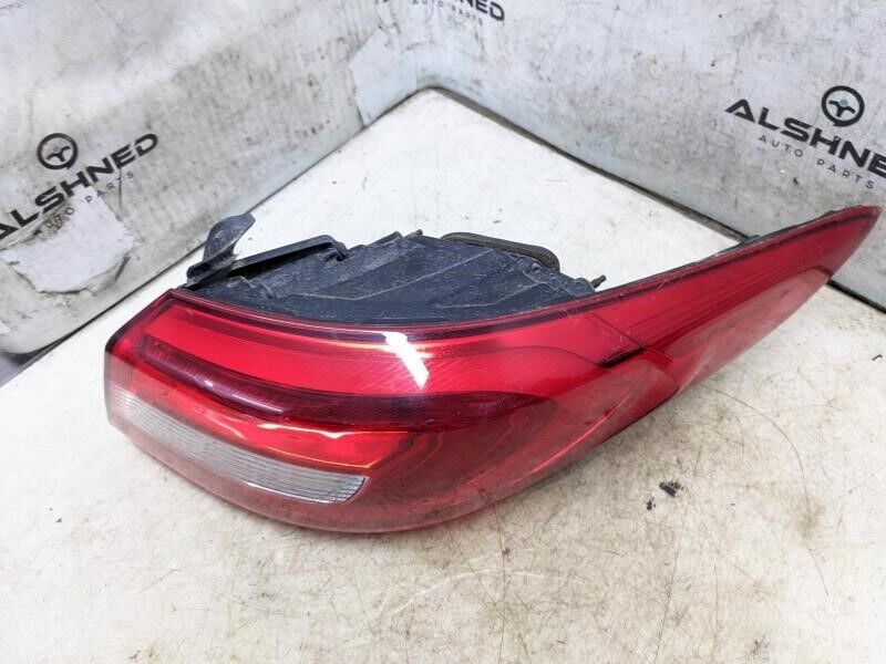 2015-2017 Hyundai Sonata Rear Right Passenger Taillight Lamp 92402-C2000 OEM - Alshned Auto Parts