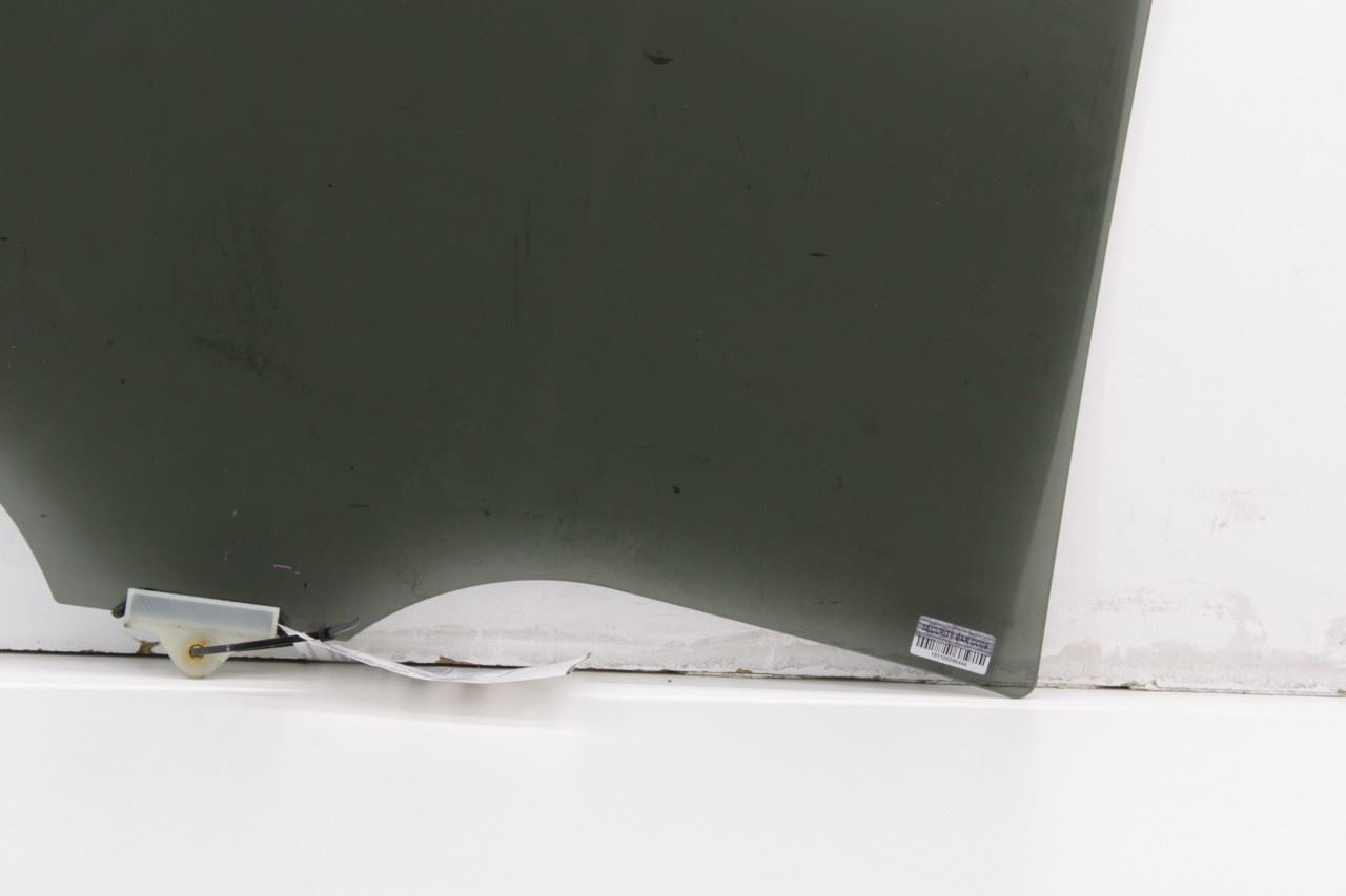 2015-2020 Kia Sorento EX Rear Left Driver Side Door Window Glass 83410-C5010 OEM - Alshned Auto Parts