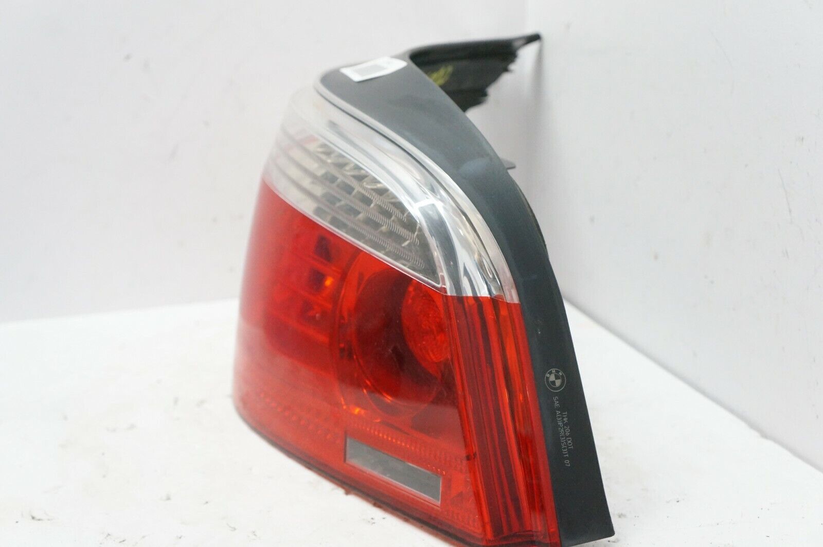2008-2010 BMW 528i 535i 550i Driver Left Rear Tail Light 195 285-01 OEM - Alshned Auto Parts