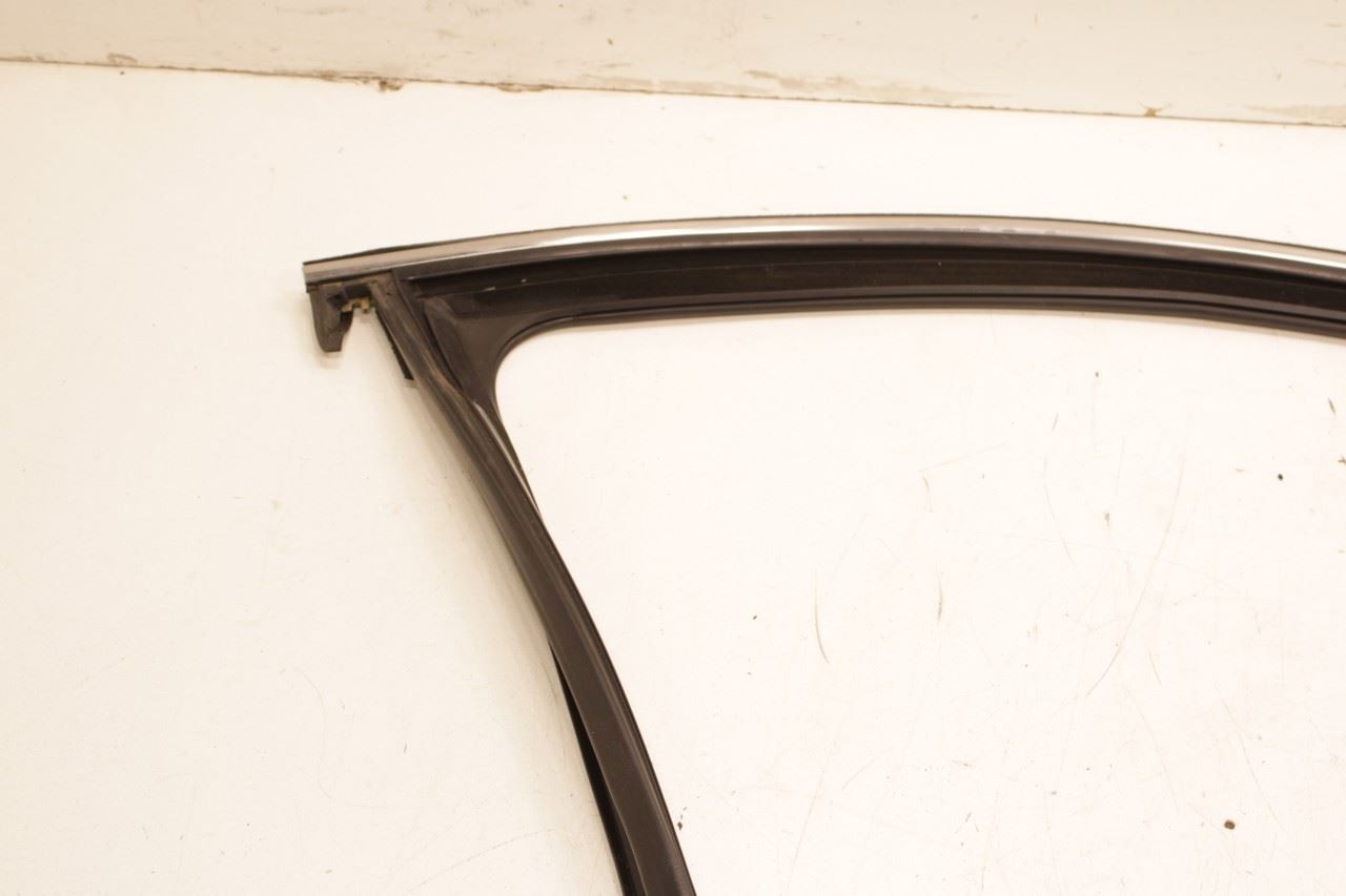 14-22 Jeep Cherokee Latitude Front Right Door Run Channel w/ Belt Weatherstrips - Alshned Auto Parts